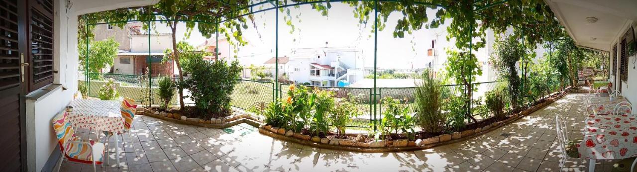 Vila Umicevic Ξενοδοχείο Bijela Εξωτερικό φωτογραφία